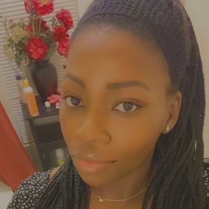 Meet your Posher, Annie